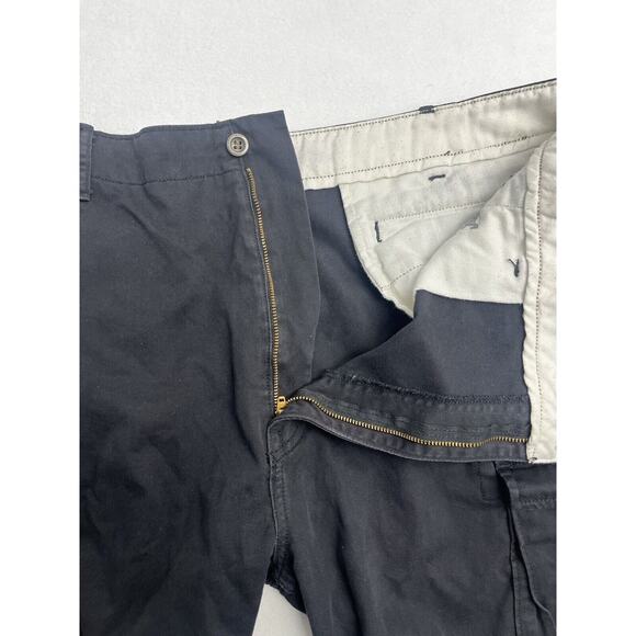 Levis Mens Cargo Shorts Size 40 Black Baggy Skater Y2K Grunge Flap Pockets - Picture 10 of 16